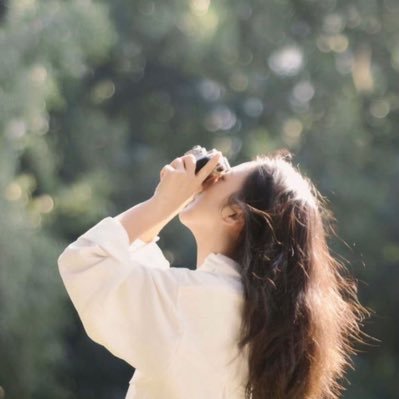 HhMaudon8201's profile picture. 🌞🌙With over 20 years of experience, I want to tell you: healthy skin doesn't just come from products, but also begins with the choices you make to change✨🌿.