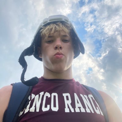 ATH/OLB•Cinco ranch high school•co 2028•Hudl film-Brock Hockett•175lbs•5’8•bench press-225•squat 335• power clean•200