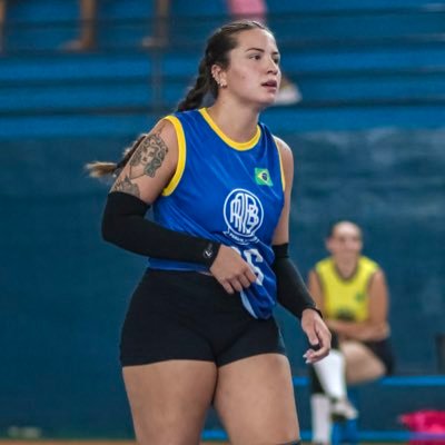 aqui tem filme de terro, cruzeiro, vôlei, sexo e puta