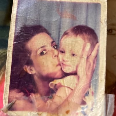 bigyikesx's profile picture. "Let the ocean take me." •IG: migrain_babyx •SC: helios_x •Mrs. Geoghegan😍❤️ she/her