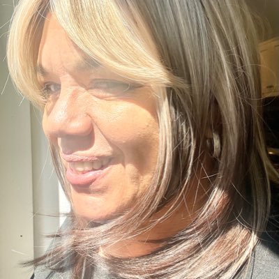 EntreNotaGLU's profile picture. Canto y Locución 🎙️