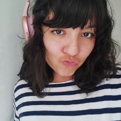 StepfanieCO's profile picture. Bienvenido a mi diario personal de alegrías, tragedias y desgracias que no puedo evitar compartir 💜✨️