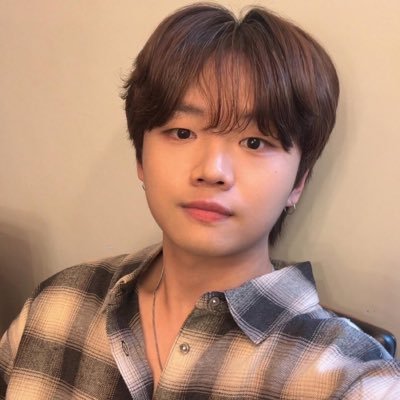 TeenageYoungso's profile picture. Musician, singer, songwriter, producer, tukang kopi ©️ 2001