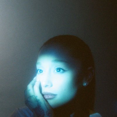 25| Royale high player | arianator ⭐ | eternal sunshine out now.| Light fairy 🤍| spreading love and kindness 🕊️✨