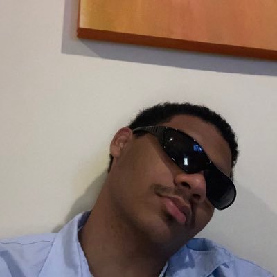 moitinhagabs's profile picture. tímido e espalhafatoso