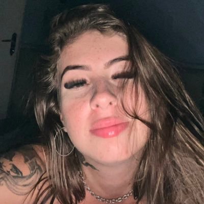 dinda da Ludmila e da Lunna ❤️insta :@GABIIBARBIEE https://t.co/iakXZBCKc8