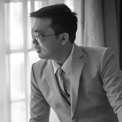Licensed Financial Advisor I Real Estate Practitioner
Entrepreneur I Crypto Trader I Haggai 2:8
