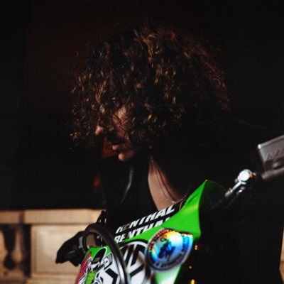 ouaicso's profile picture. « J’BRISE MES CHAÎNES » DISPONIBLE ⛓️‍💥‼️