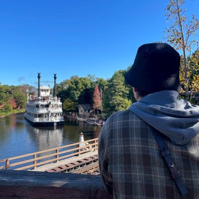 show_time_en's profile picture. 📍大阪を拠点に活動中 💻国内外物販/📦発送代行/📱通信業/📊システム開発/📱iPhone買取/🏢M&A/月収+10万円🆙180名突破サロン運営中🔥詳細はDM💌