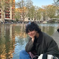 aïda🪬 (@aidatoz) 's Twitter Profile