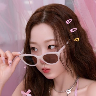 luvonewave's profile picture. Jade | 21 | Fan account | Pre-Debut lovewith