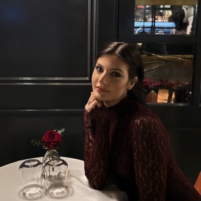 labrinichr98's profile picture. 