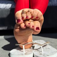 𝐒𝐨𝐥𝐞𝐬𝐛𝐲𝐏𝐢𝐠𝐠𝐲 𝐓𝐨𝐩 𝟑.𝟒% (@solesbypiggy) 's Twitter Profile Photo