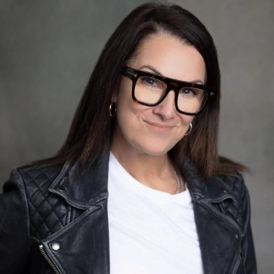 Host of Diamond Groove Breakfast Mon-Fri | Gaydio Breakfast Sunday Morning | Shoulder to Shoulder podcast on Mental Health | I love animals and cuddles 🐾