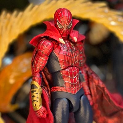2児のパパ🦁 MARVEL DC スターウォーズ 仮面ライダー トランスフォーマー 等の特撮好きです🥳 フィギュアを撮って載せてます✨️時々カスタム、リペイントしています