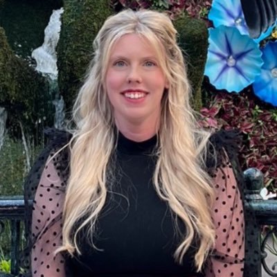 DrKayceeBills's profile picture. Professor who likes to tell jokes sometimes.