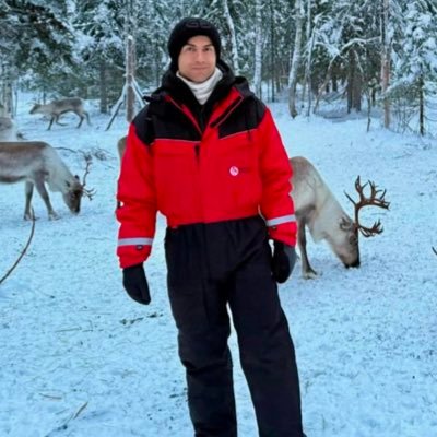 mallyfnr's profile picture. @regeleromaniei @piigeifn