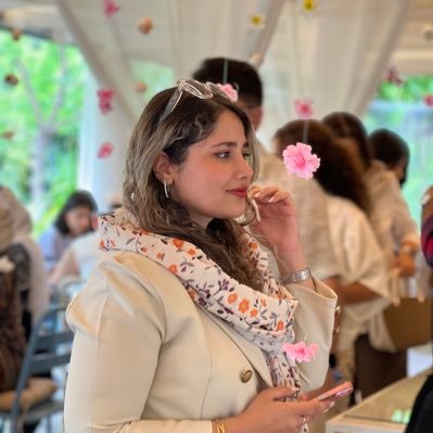 🌸🍃 و بارانی که زد و رقصی که بزیرش خیس شد https://t.co/3pE18eEUnf