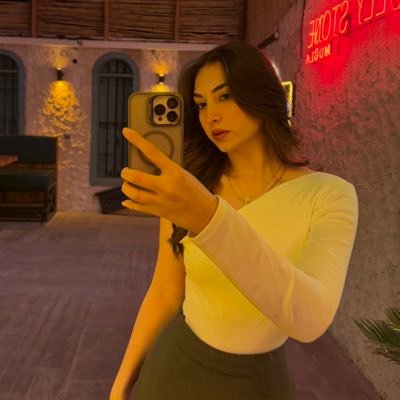 aylindincr's profile picture. ne bir dost,ne bir sevgili realiteden uzak yalnizca sizofreni🪬👸🥹🫃🏻😫🫶🏻💖💅🦕