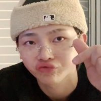 SV (@__svnzz) 's Twitter Profile