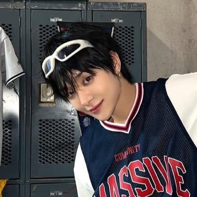 ⓘ FAN ACCOUNT જ⁀➴ as long as i have you @treasuremembers, everything’s alright ── .✦ a love page for #트레저 especially 00z 🐶🐯🐨 ₊˚⊹ ᰔ