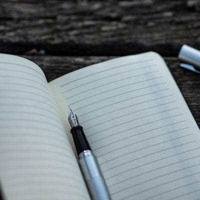 skepticalnote_2's profile picture. Political Science.

조금은 더 개인적인 이야기들 / 본계 : @skeptical_note