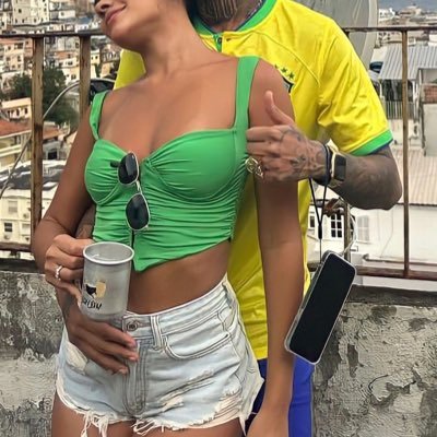 shysquirtle's profile picture. vício em ser fêmea de macho. gosto de me sentir abusada. curto fetiches e putarias. quero começar a produzir conteúdo