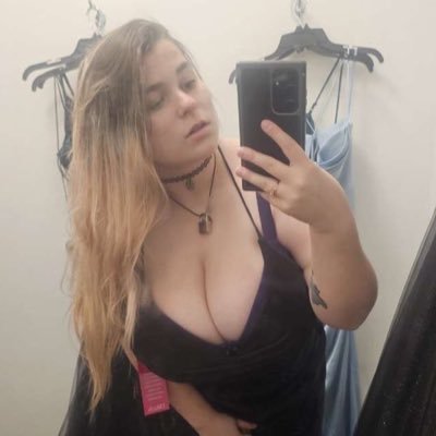 18+ ONLY!!!!!!! NO MINORS!!!!! Spicy Accountant!!!! Venmo: Makenna-cosplay Cash app: $crazykenna5150