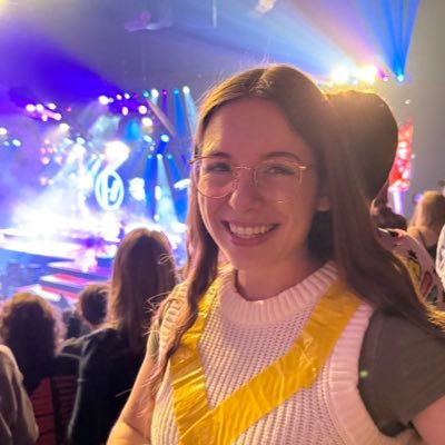 soFsoPsoE's profile picture. Twenty Øne Piløts obsessed since 2015  |-/