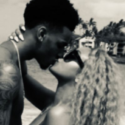 This Page Is Addictive 🤍 Profile