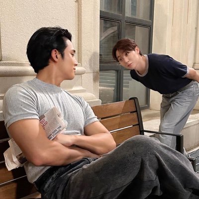 ashgyuboo's profile picture. fangirl ¨̮