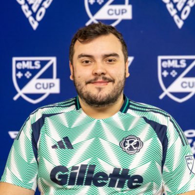 Esports Player for @LUNAesports_gg https://t.co/f77HEMfTAv