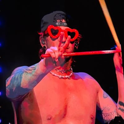 floriel_'s profile picture. ✺ Ψ ||-// ☬ ғ̶ᴘ̶ᴇ