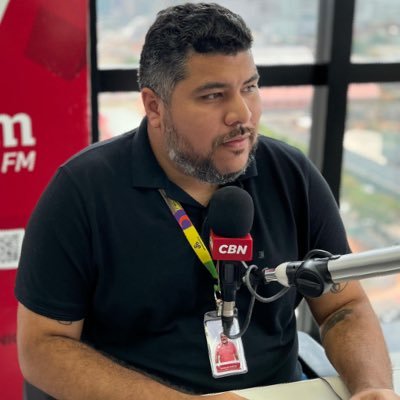 Rádio CBN e CEO do canal RS Live Sports! Noivo, Jornalista, Marketer, Pós graduado em Ass. de Comunicação e Mestre em Comunicação pela UFPA.