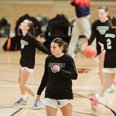 Claire Gallinger Profile