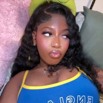 MeraWantsMore's profile picture. ִ ࣪𖤐 Brat | 21 | NYC | You only exist if I allow it. ♡˚₊‧⁺˖