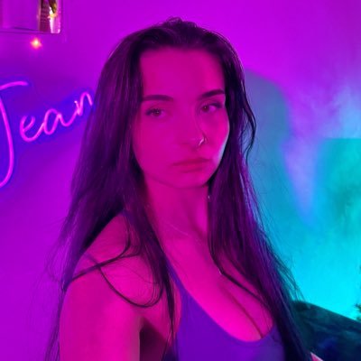 | ✞ | 25 | Twitch Partner | Stream Addict | Powered by @FractalOfficial | https://t.co/uKiU6nXkSV