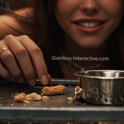 https://t.co/oUU0W2Xy7I Interactive giantess games, stories, and more! (as a tiny, not a giantess) #sizetwitter #giantess