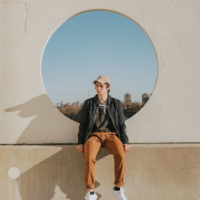 KipHogan32356's profile picture.