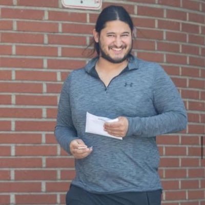 I'm Edwin Castro the 2023 powerball winner of $2.04 billion am giving out $10,000 to my first 300 followers and charities,orphanages. DM