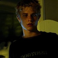 ben ♱ (@velvetcoastt) 's Twitter Profile Photo ben ♱ (@velvetcoastt) 's Twitter Profile Photo