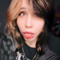 ❥︎ kiwi (@kiwithesmol) 's Twitter Profile