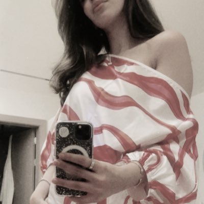 Vhtlin's profile picture. 