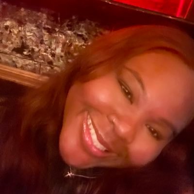 Vivrant thing. The venom and the antidote. love yourz. DSU Alumna ‘20. MPA. go birds. #FlyEaglesFly.