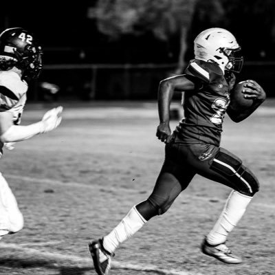 C/O 2028 |Valley Christian HS| RB| 5’10 187LB| HC:@J18pete