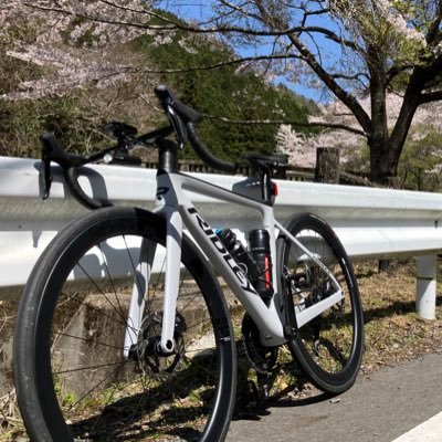 _TanukiMoon's profile picture. ロードバイク乗ってるエンジニア。山ハヤクハシリタイです