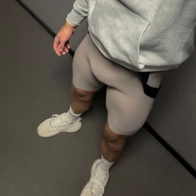 nthnsss's profile picture. gooner / socks / sneaks / sportswear / poppers / verbal / ff / scally / kiffeur