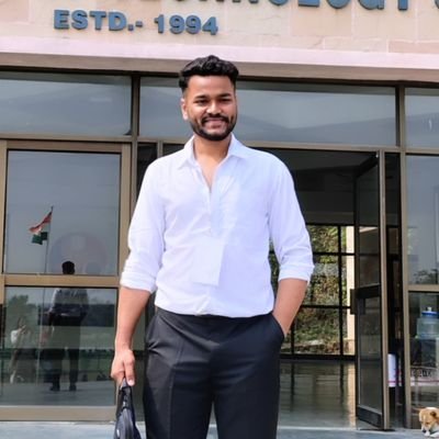 Bhumihar04's profile picture. student👨‍🎓