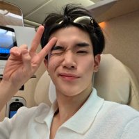 `มอนอ ◡̈ 🌻☁️ (@ffffewsy) 's Twitter Profile