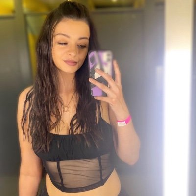 ttudddd's profile picture. Nurse